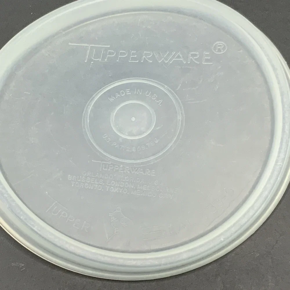 Tupperware vintage condiment